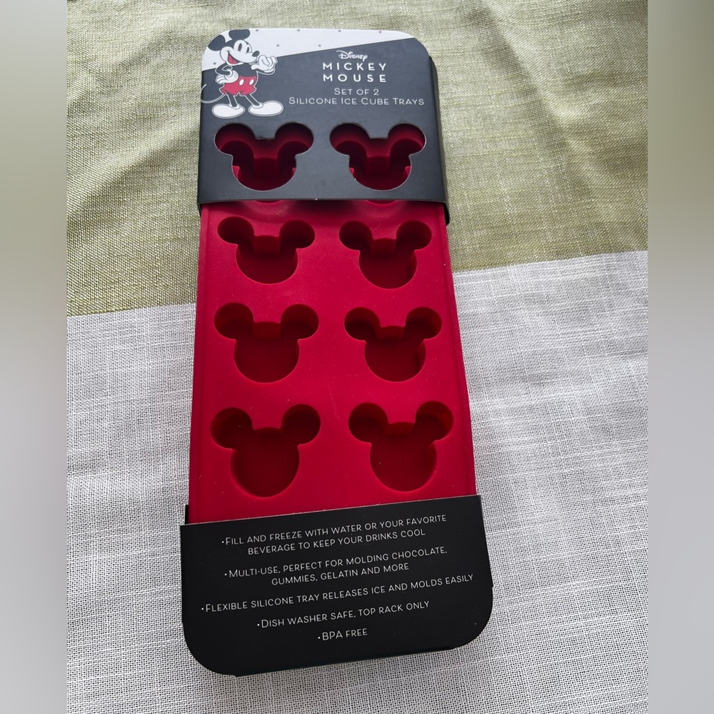 Mickey Mouse Set Of‎ 2 Silicone Ice Cube Mold Trays Red NEW - Molding